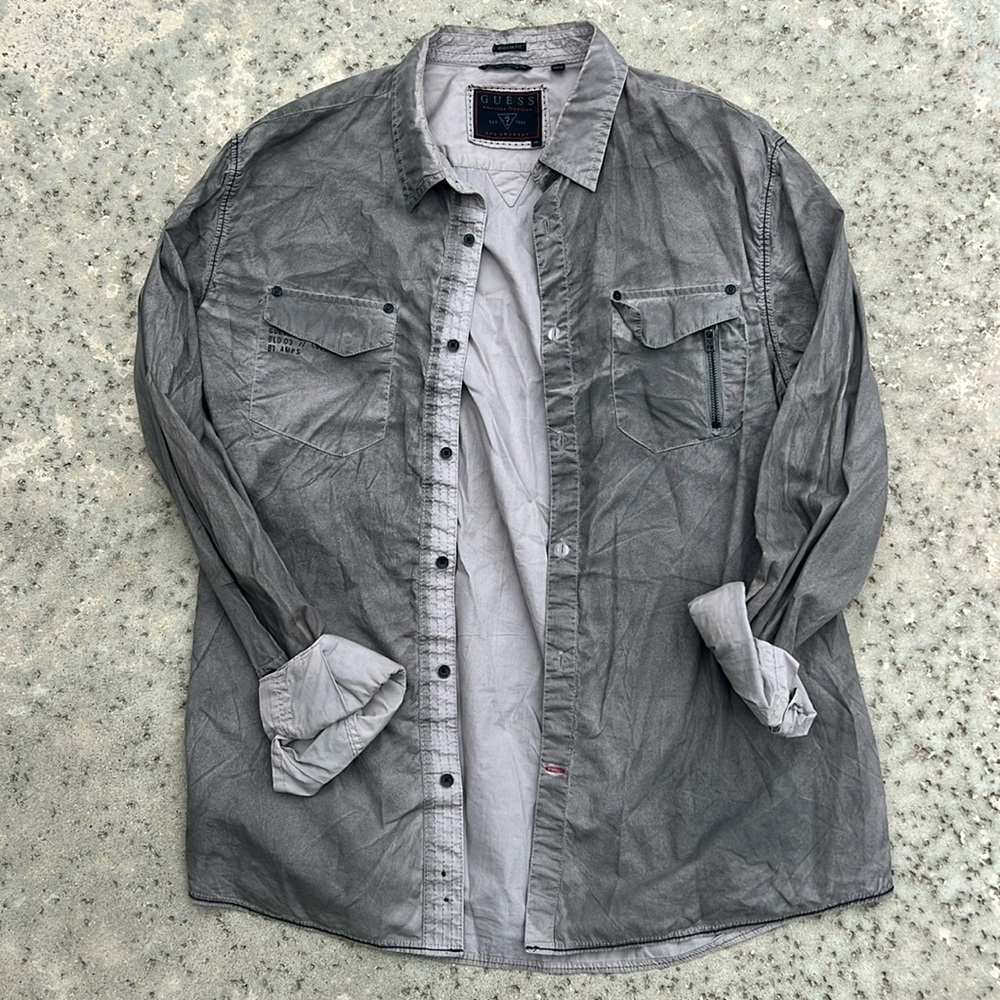 Men’s Gray Guess Button Up Shirt